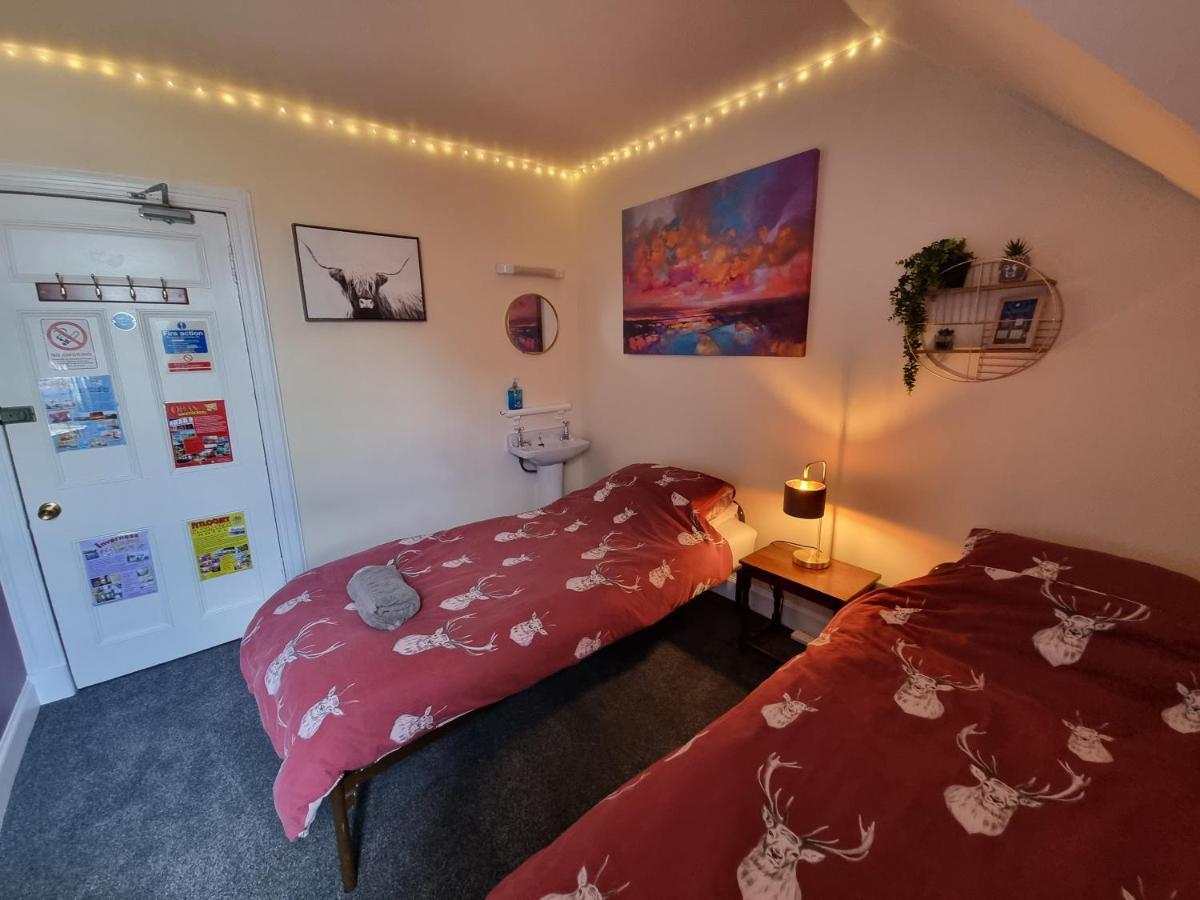 Fort William Backpackers Exterior foto